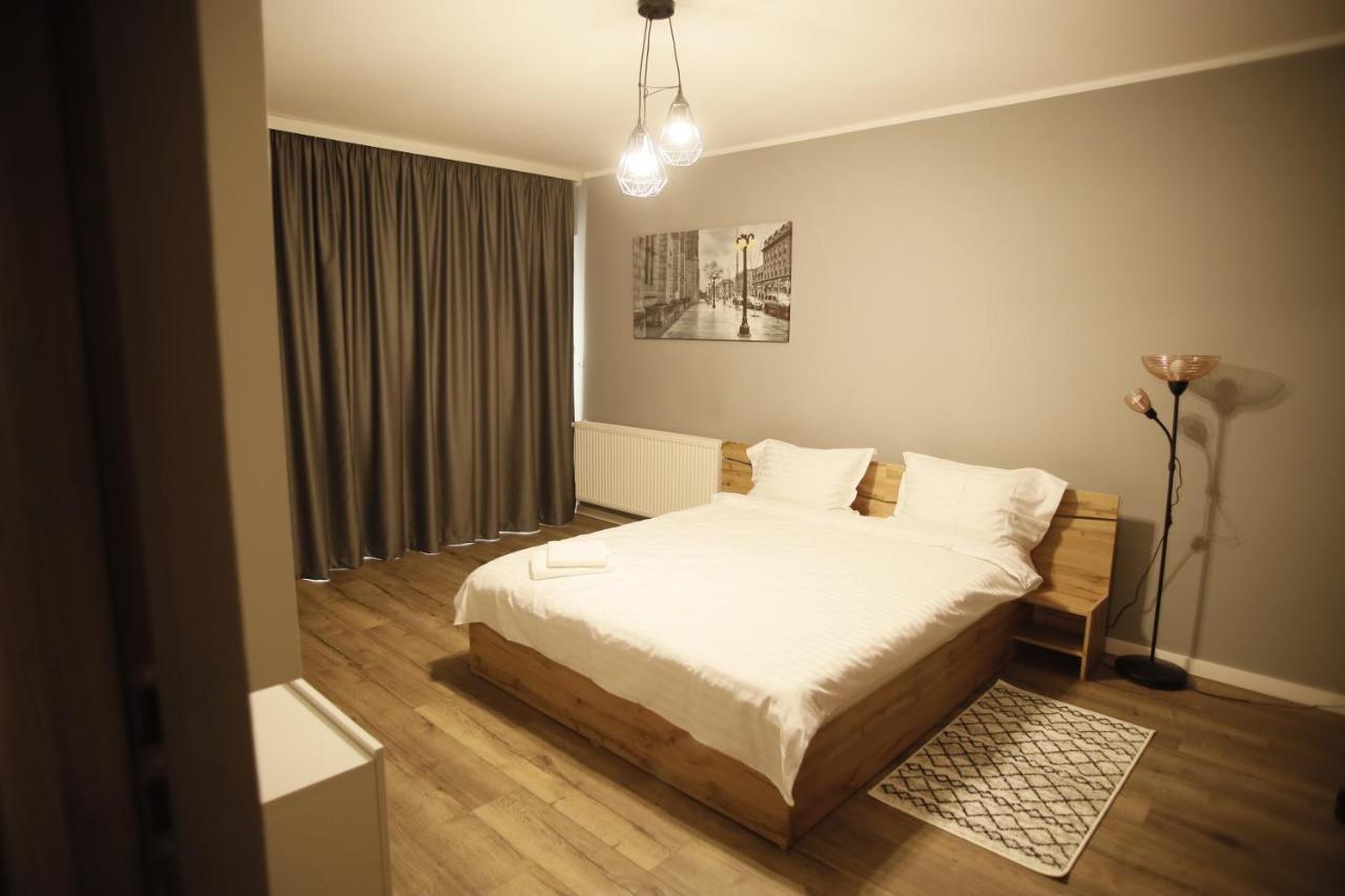 Apartmán Rcc 3 Apartament Focşani Exteriér fotografie